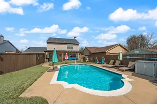 8818 Davis St, Rowlett, TX 75088 - Photo 27