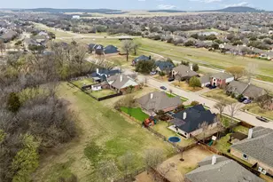 139 Country Lakes Dr, Argyle, TX 76226 - Photo 29