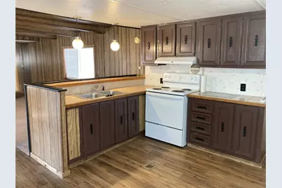 401 W Elliott Street, Breckenridge, TX 76424 - Photo 1