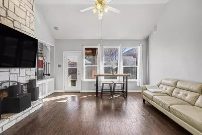 8234 Robertson Drive, Frisco, TX 75036 - Photo 5