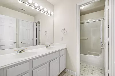 8234 Robertson Drive, Frisco, TX 75036 - Photo 31