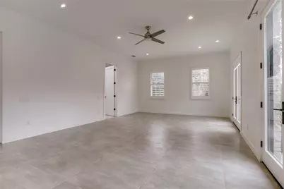 2045 Marydale Drive, Dallas, TX 75208 - Photo 25