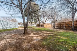 1720 Waldrop St, Irving, TX 75061 - Photo 19