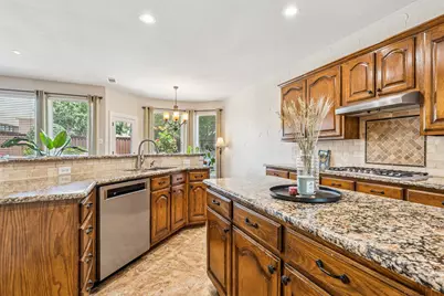 3412 High Vista Drive, Carrollton, TX 75007 - Photo 11