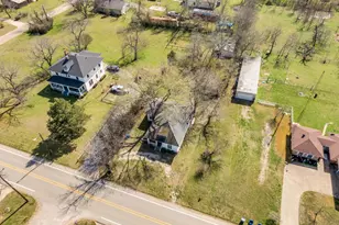 311 E San Saba St, Wortham, TX 76693 - Photo 21