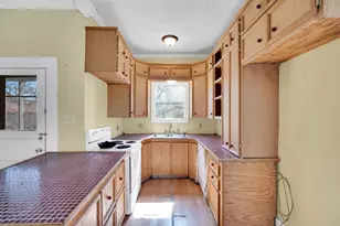 311 E San Saba St, Wortham, TX 76693 - Photo 13