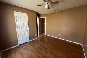 107 Cascade Ct, Glenn Heights, TX 75154 - Photo 9