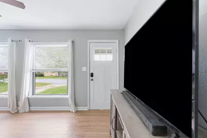 521 Crosby Avenue, White Settlement, TX 76108 - Photo 7