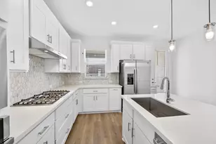 423 Cherry Laurel Dr, Little Elm, TX 75068 - Photo 19