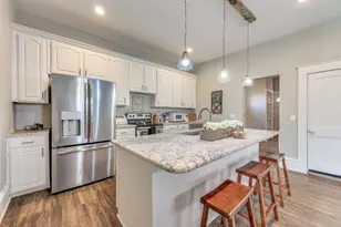 901 N Main St, Leonard, TX 75452 - Photo 9