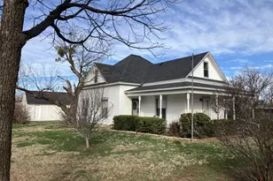 109 N Foley St, Seymour, TX 76380 - Photo 3