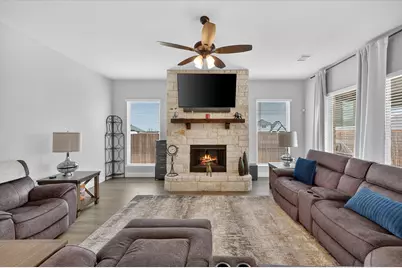 644 Winters Drive, Waxahachie, TX 75165 - Photo 9