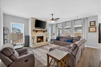 644 Winters Drive, Waxahachie, TX 75165 - Photo 3