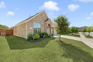 6812 Switchback Trl, North Richland Hills, TX 76182 - Photo 3