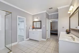 1200 Cedar Valley Dr, Irving, TX 75063 - Photo 13