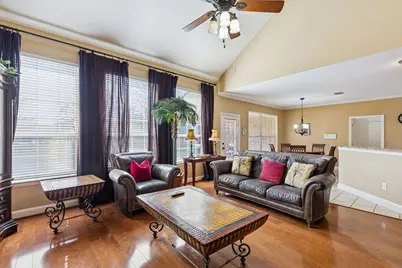 1200 Cedar Valley Drive, Irving, TX 75063 - Photo 25