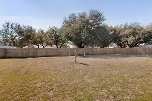 104 Shorewood Pl, Joshua, TX 76058 - Photo 17