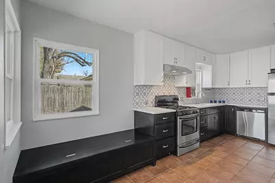 422 N Pecan Street, Arlington, TX 76011 - Photo 9