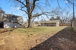 422 N Pecan St, Arlington, TX 76011 - Photo 23