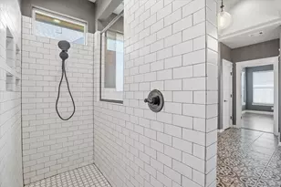 420 Blue Star Ct, Burleson, TX 76028 - Photo 31