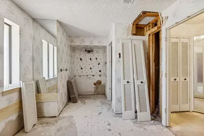 241 Simmons Road, Double Oak, TX 75077 - Photo 31