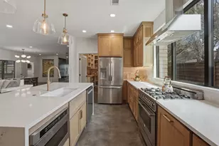 3938 Lively Ln, Dallas, TX 75220 - Photo 17