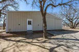 19901 S Hwy 281, Lipan, TX 76462 - Photo 25