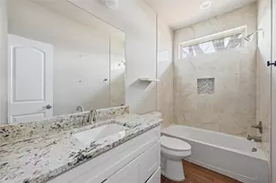 1513 Galveston St, Grand Prairie, TX 75051 - Photo 9