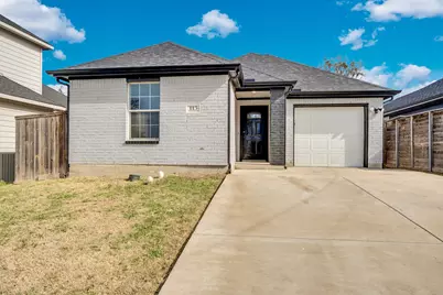113 Frierson Street, Waxahachie, TX 75165 - Photo 1
