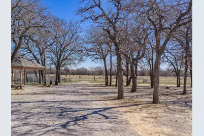 19901 S Highway 281, Lipan, TX 76462 - Photo 21