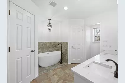 19901 S Highway 281, Lipan, TX 76462 - Photo 11