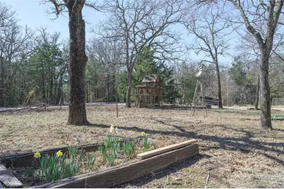 101 Frazier Oaks Road, Pottsboro, TX 75076 - Photo 5