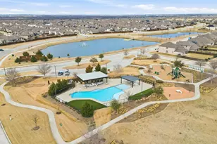 1247 Sumner St, Aubrey, TX 76227 - Photo 35