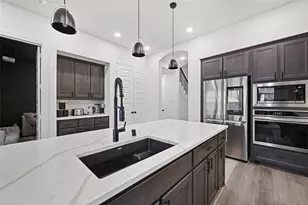 1247 Sumner St, Aubrey, TX 76227 - Photo 3