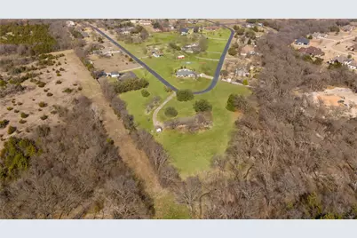 908 Hurricane Creek Circle, Anna, TX 75409 - Photo 17