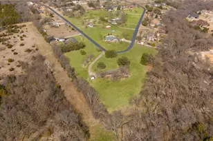 908 Hurricane Creek Cir, Anna, TX 75409 - Photo 17