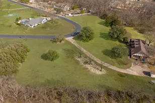 908 Hurricane Creek Cir, Anna, TX 75409 - Photo 7