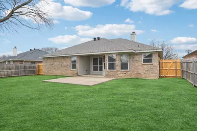 449 Cambridge Drive, Saginaw, TX 76179 - Photo 25