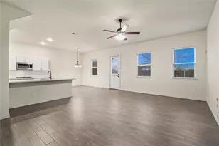 1936 Bethlehem St, Irving, TX 75061 - Photo 3