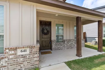 641 The Cottages Drive, Godley, TX 76044 - Photo 5