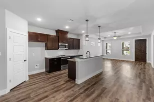 641 The Cottages Dr, Godley, TX 76044 - Photo 13