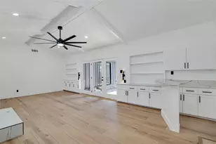 7992 Fallmeadow Ln, Dallas, TX 75248 - Photo 7