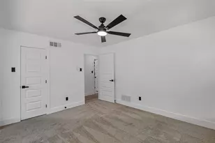 7992 Fallmeadow Ln, Dallas, TX 75248 - Photo 21