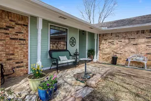 7449 Timberhill Dr, North Richland Hills, TX 76182 - Photo 7