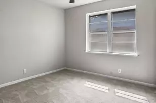 5709 Wedgworth Rd, Fort Worth, TX 76133 - Photo 13