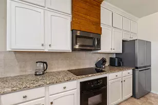 788 W Canyon Creek Ln, Weatherford, TX 76087 - Photo 11