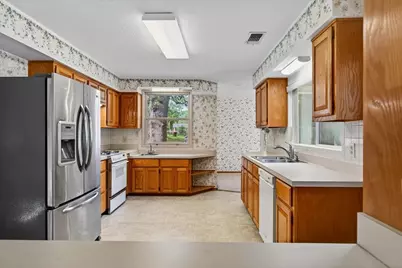 102 Summerall Drive, Mabank, TX 75156 - Photo 7