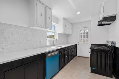 1616 Azalea Lane, Plano, TX 75074 - Photo 11