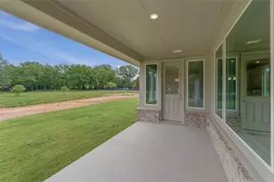 156 Oak Grv Wy, Springtown, TX 76082 - Photo 21