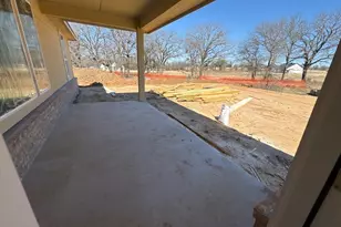 156 Oak Grv Wy, Springtown, TX 76082 - Photo 11